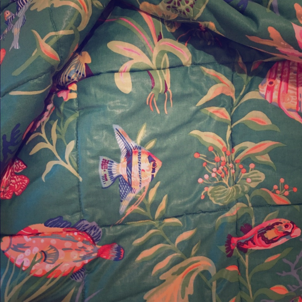 Twin comforter